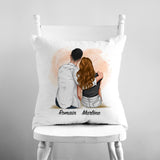 Coussin personnalisé, trois tissus au choix, Modèle Portrait de couple assis